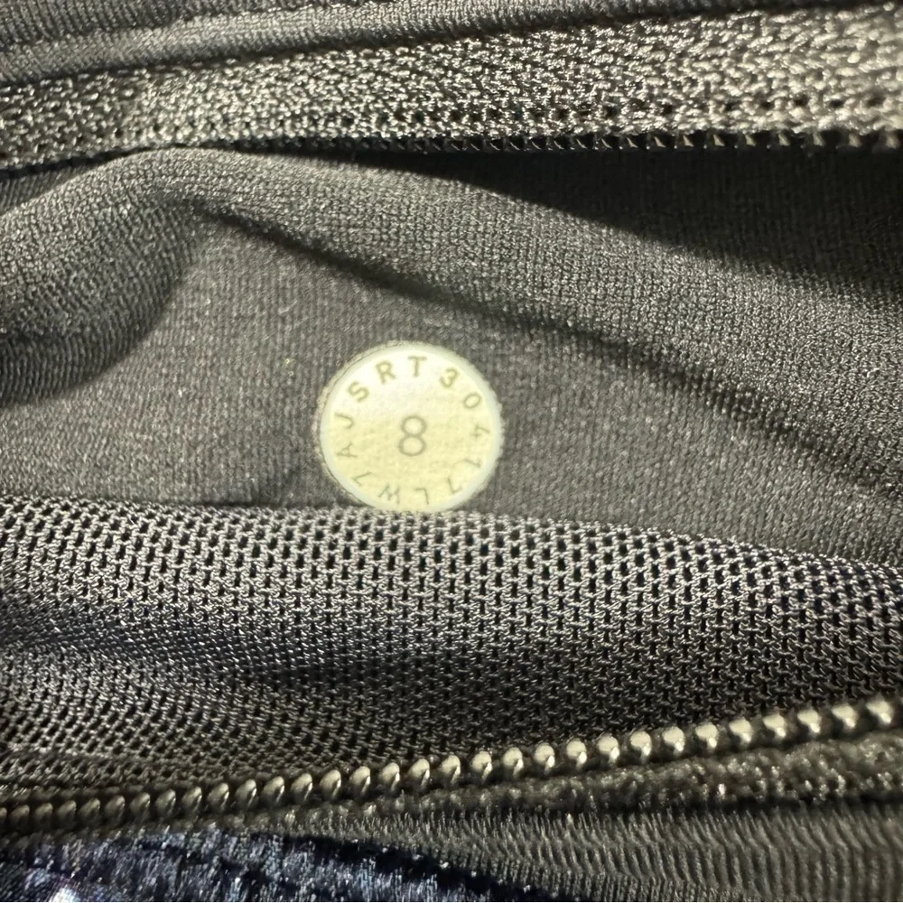 Lululemon Speed Shorts Size 8 City Lights Blue Black